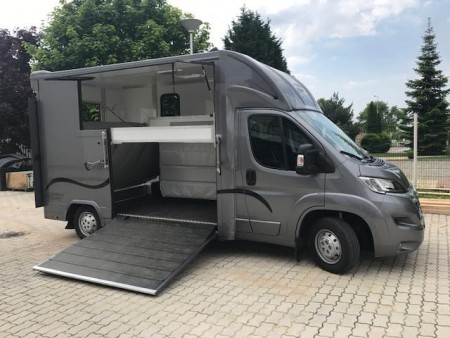 *Nyproduktion* Dickenherr 2-Ride Pro , byggd på L3 chassi, Renault, Opel, Citroen * , 3 sittsig: från 449,000 sek ex moms, 5 sittsig från 495,000 sek ex moms